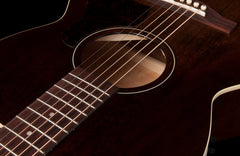 Art & Lutherie Legacy Bourbon Burst